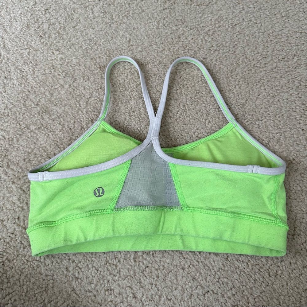 Lululemon bright neon lime green sports bra - Picture 5 of 10